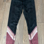 Alo Yoga  Charcoal Gray Top Photo 0