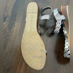 Daisy Fuentes ⭐️  Gisele Silver Summer Sandal Silver‎ Metallic Strappy Womens 11 Photo 5