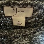 Yvos Women’s Charcoal Gray Short Sleeve Midi Length Sweater Dress Photo 1