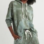 Aerie Weekend Oversized Hoodie Tie Dye Green/Blue (Medium) comfy relaxed crop Photo 0