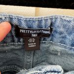 Pretty Little Thing  Tall Women’s NWT Mid Rise Distressed‎ Denim Jeans Size 10 Photo 1