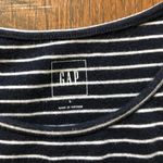 Gap black / white tank top Photo 3