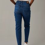 American Eagle  Mom Jeans Blue Denim Stretch AE Womens High Rise Medium Wash SZ 4 Photo 2