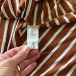 Hailey & Co. Women's M Long Sleeve Pocket Tee Shirt Rust Brown Stripe Vneck Top Photo 11