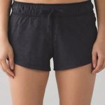 Lululemon Double Time Polar Pink Black Women's Reversible Running Shorts Size 2 Photo 2