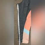 Pro Player Women's Capri Leggings/Yoga
Multicolor Gray, Peach, Blue Like New Photo 7