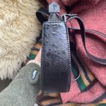 Kelly Wynne  No Curfew Crossbody In rule breaker black textured leather Photo 9