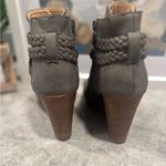 C Est. 1946 Women's Size 9 Wedge Ankle Boot Gray Photo 3
