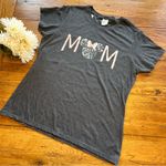 Disney Mom T-shirt Floral Bow Minnie Mouse NWOT XL Photo 0