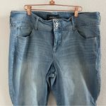Torrid Jegging Jeans Item 11369706 Three Button Denim Jeans 22R Photo 1