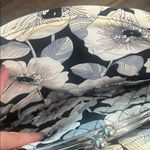 Vera Bradley  Eloise Kiss Closure Floral Bag. Like New Photo 3