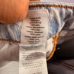 We Wore What Slit Hem Jean in Blue Light Wash Size 27 Photo 9