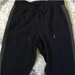 Lululemon On The Fly Pant Woven *Track Stripe Black / Dark Olive 27”Size 4 Photo 9