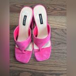 Nine West Gogo Women's Pink Suede Thong Block Heel Dress Sandals Size 7.5 Photo 5