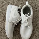 Nike White Sneakers Photo 2