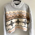 Forever 21 Cropped Gray and Cream Patterned Turtleneck Sweater woman’s sz M Photo 6
