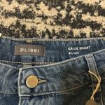 DL1961  Karlie frayed denim shorts size 28 Photo 5