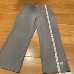 ROAD RUNNER Roadrunner size XS womens workout bottoms good condition Gray Photo 5