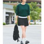 Uniqlo Cropped Sweatshirt NWT Green XS Photo 1