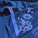 Victoria's Secret  Extra Large Tote  black black and pink lightweight zipper Photo 13