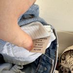 Abercrombie & Fitch Women’s 0 Short Blue Denim High Rise Mom Jeans Photo 5