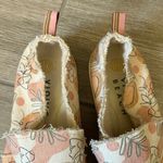 Vionic beach Malibu fruit print canvas slip on shoes women size 6.5 Photo 4