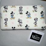 Disney Minnie Mouse Wallet Photo 1