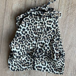 Zyia  Leopard Print Brilliant Double Scrunch Hustle Shorts Size Extra Small Photo 5