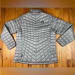 The North Face ThermoBall Eco
NFOA4QS3A91 Womens Gray Insulated
Jacket XL DTF553 Photo 4