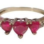 Women’s 10KT 10k yellow gold ring with 3 pink hearts Sz 5.75 Photo 0