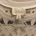 Deletta Anthropologie  White Lace Scalloped Hem Tank Top Size XS Photo 4