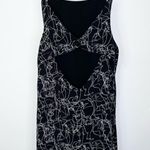 Urban Outfitters  // SILENCE + NOISE Ella Printed Crepe Shift Mini Dress Medium Photo 13