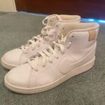 Nike Women’s  court royale mid  Photo 0