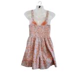 American Eagle Sleeveless V Photo 1