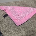 David & Young Pink bedazzled bandanas Photo 5