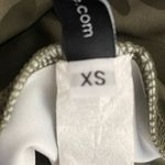 Onzie Pants Womens XSmall Capris Green Camo High Rise Leggings Camouflage Photo 5