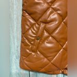 Zenana  camel puffer vest- 1X like new Photo 1