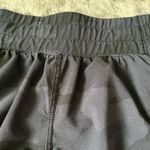 Lululemon Hotty Hot Short II *2.5" Photo 4