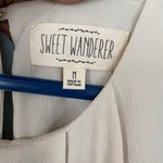 Sweet Wanderer Sleeveless Cream Blouse Photo 4