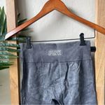 PINK - Victoria's Secret Victoria Secret PINK Rich Acid Wash Grey Seamless Workout Yoga Legging Pants Photo 7
