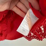 Laundry by Shelli Segal | Cherry Red Lace Sleeveless Top Blouse Size Medium Photo 3