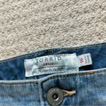Torrid Distressed True Blue Rainbow Pocket Jean Shorts Size 16 Photo 2