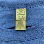 Alternative  Earth unisex blue t-shirt It feels good to BE DIFFERENT Size Large Photo 4