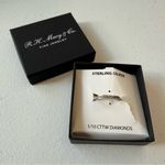 Macy's R.H. Macy & Co. 925 Sterling Silver 1/10 carat Diamond Band Ring size 6” Photo 0