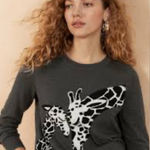 Banana Republic  dark grey crewneck sweater giraffe print cotton Large Photo 0