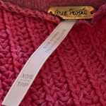 Free People cable knit sweater. Oversized size XS petite Photo 1