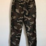American Eagle  Outfitters Camo Corduroy Mom Jean. Size 2 Photo 0