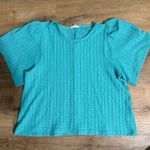 easel  Top Women’s Photo 0