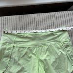 Lululemon Speed Up Shorts Lined Mid-Rise 4" Size 6 Photo 4