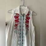 Garden Girl Embroidered Floral Red Blue Green Button Down Sleeveless White Top M Size M Photo 3